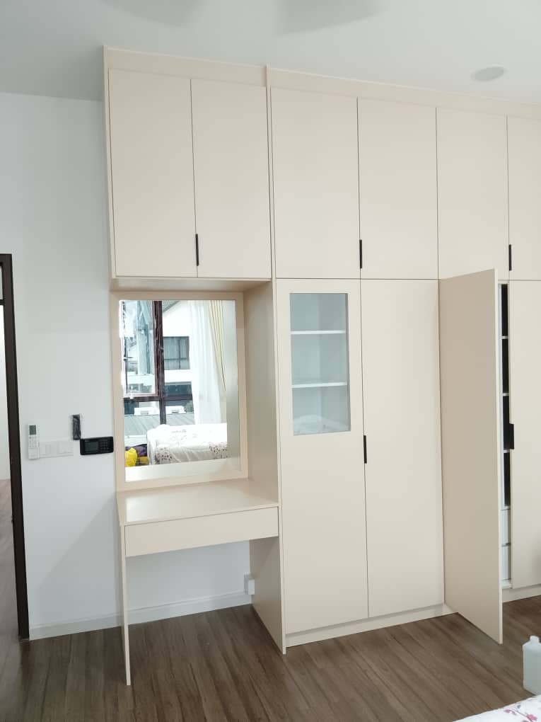 Kitchen Cabinets