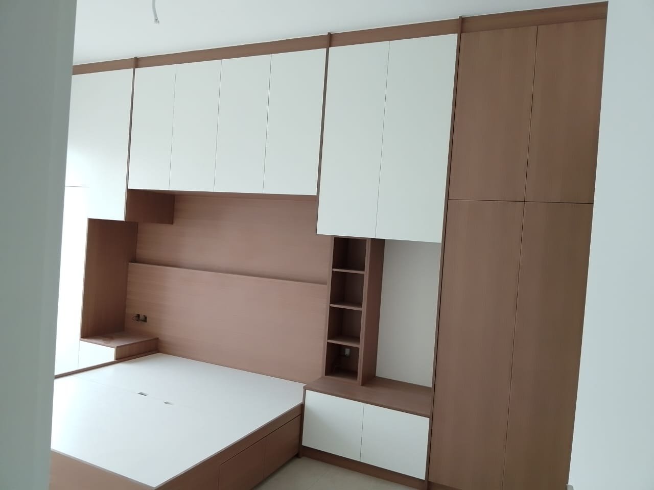 Warm Oak Kitchen, Shah Alam